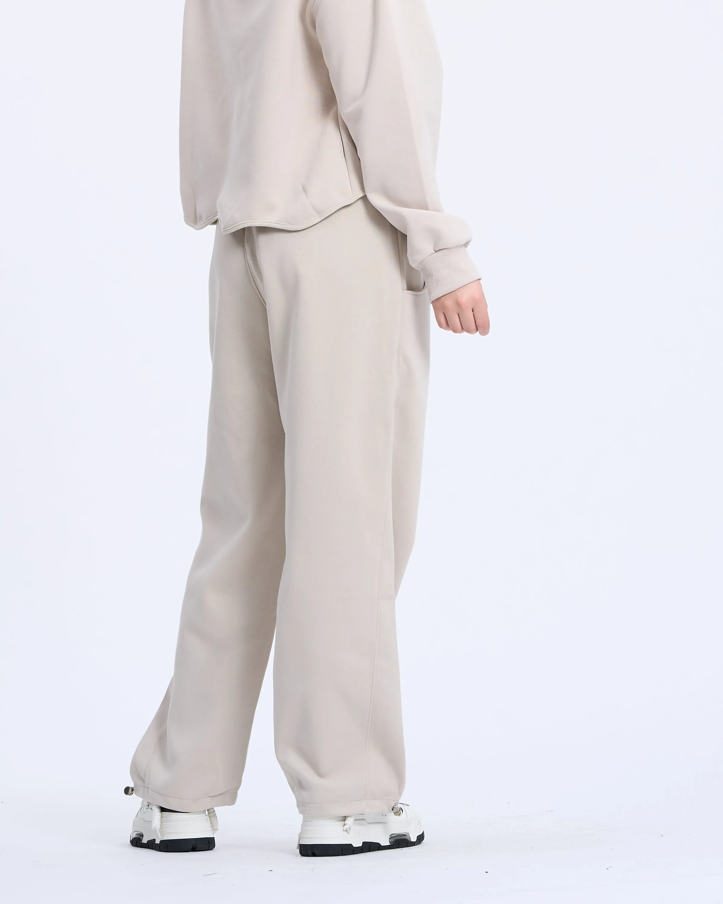 8816 Essential Look Sweatpants