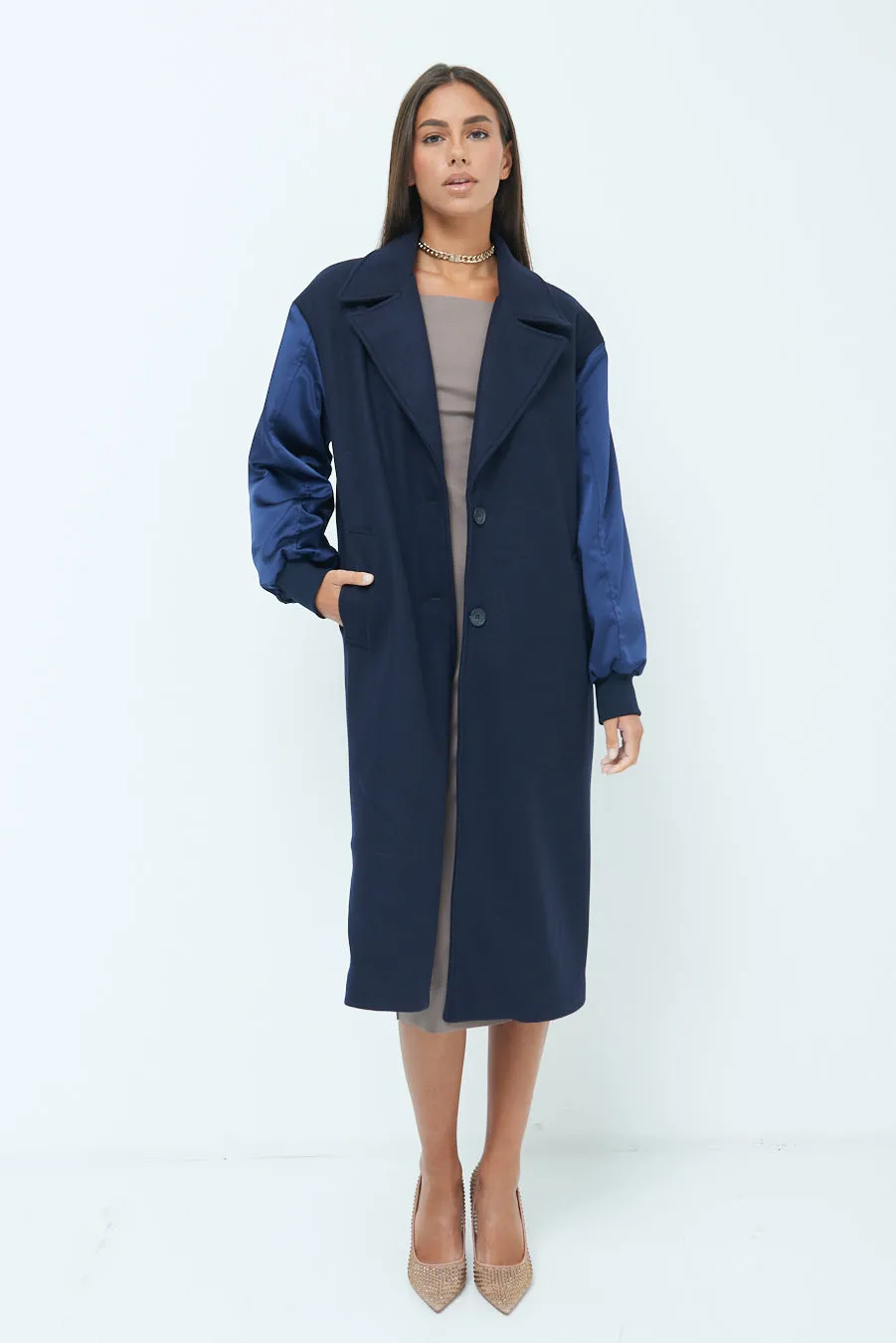 Contemporary longline coat with contrasting sleeves wholesale