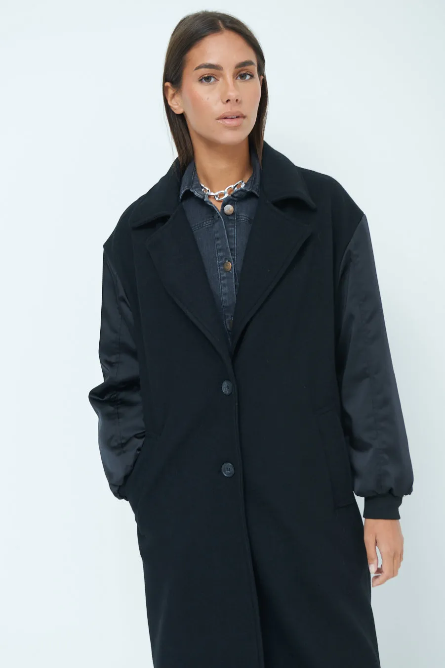 Contemporary longline coat with contrasting sleeves wholesale