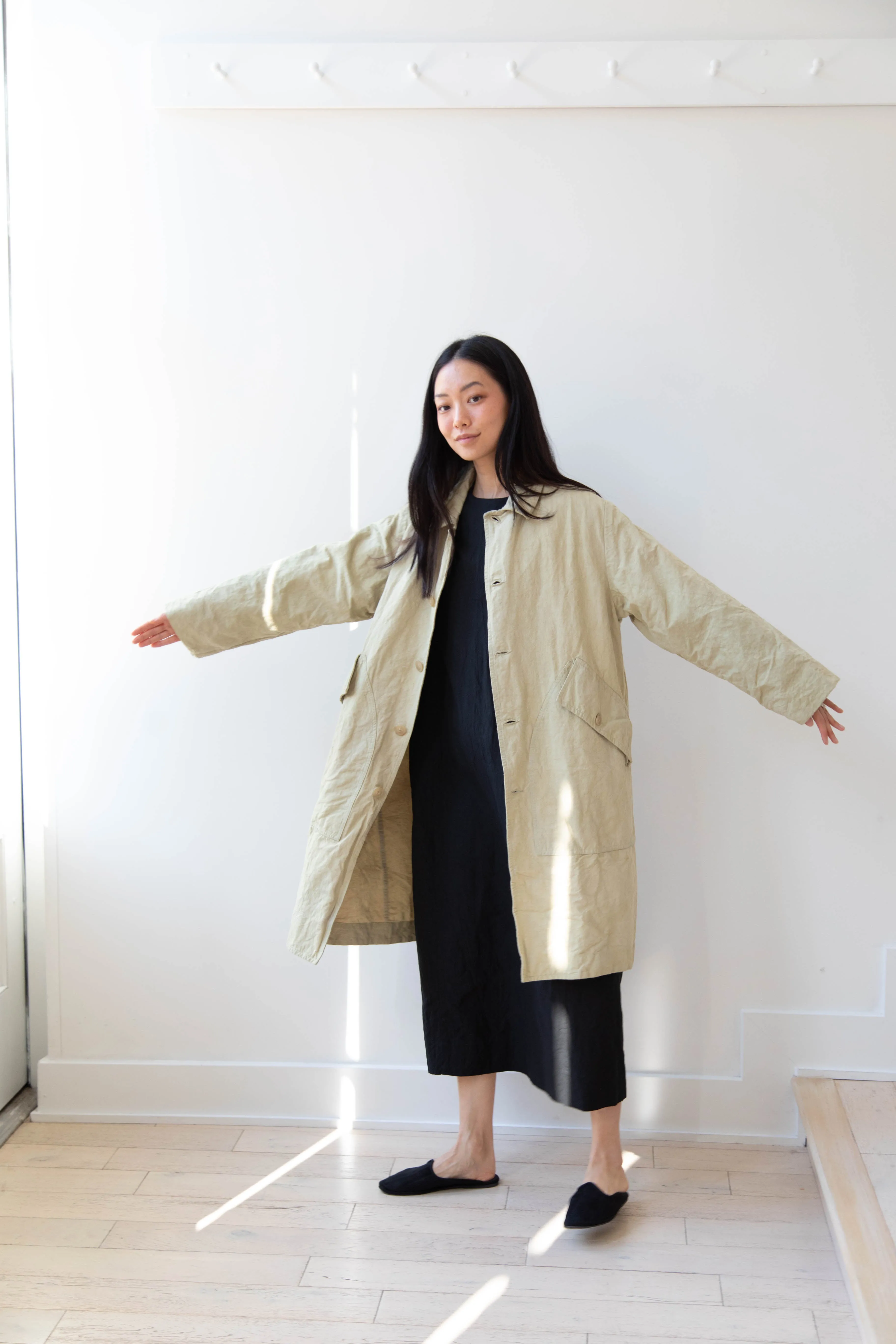 Oliver Church | Big Coat in Olive Antique French Linen Cotton